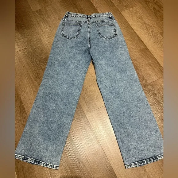 Light Blue Pearl-Embellished Wide-Leg Jeans M - Picture 4 of 5